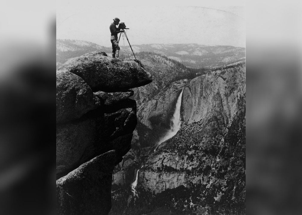 Photographing falls